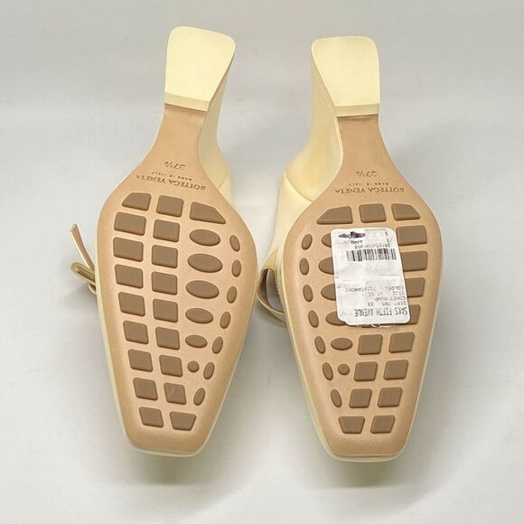 Bottega Veneta Comet Mary Jane Wedge Pumps size 37.5 - Picture 13 of 14